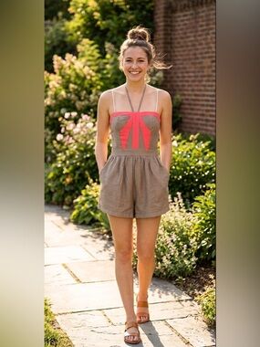 BCBGeneration Pink & Brown Sleeveless Tie Neck Romper!Perfect!